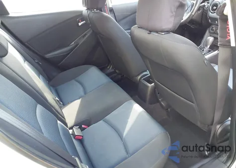 2018 Toyota Yaris Ia из США, поврежденный, VIN 3MYDLBYV6JY310490